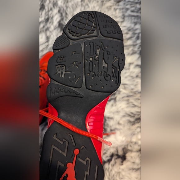 Nike Air Jordan Retro 9 Chile Red Size 4Y Sneakers - Picture 2 of 15